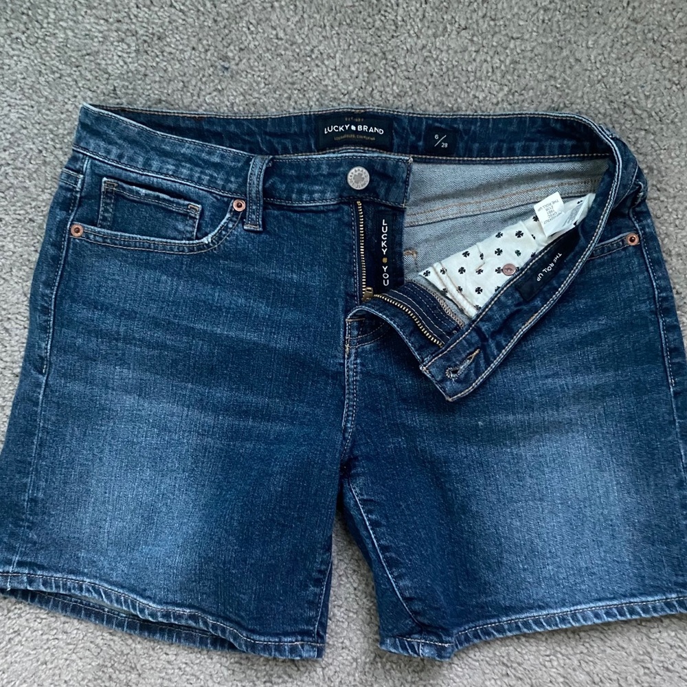 Lucky Brand Jean shorts size 6